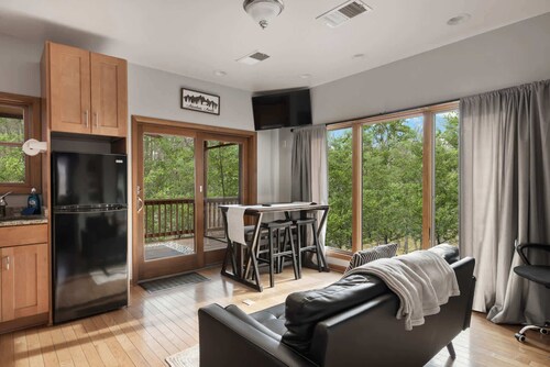 Two Cabins Retreat in Woods Resort - Dog-Friendly!