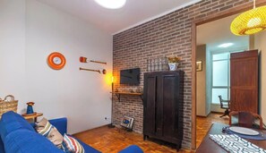 TV - Apartamento entre Copa e Ipanema a 150m do Metro (Rio de Janeiro)