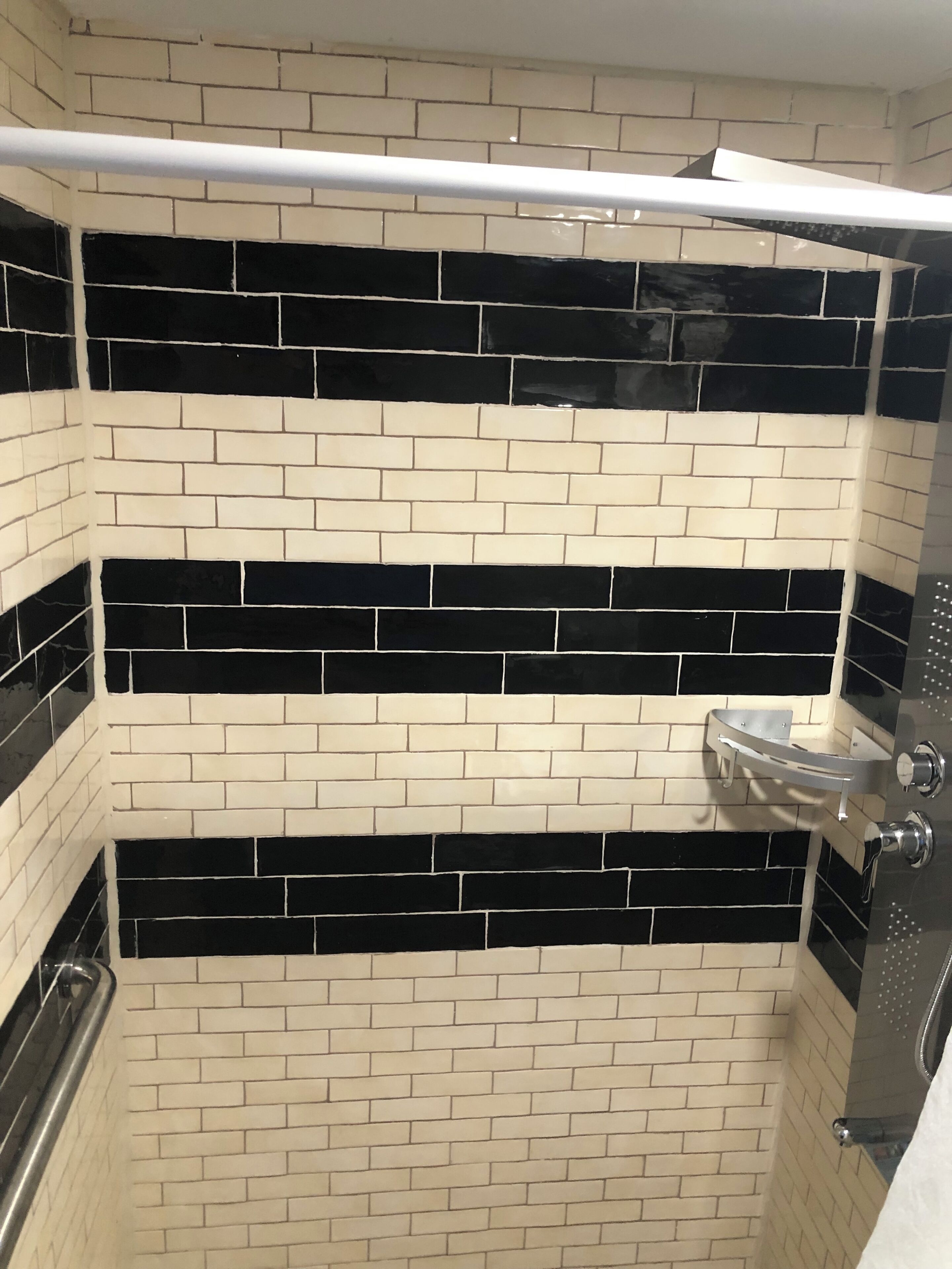 Dusche, Handtücher, Seife, Toilettenpapier