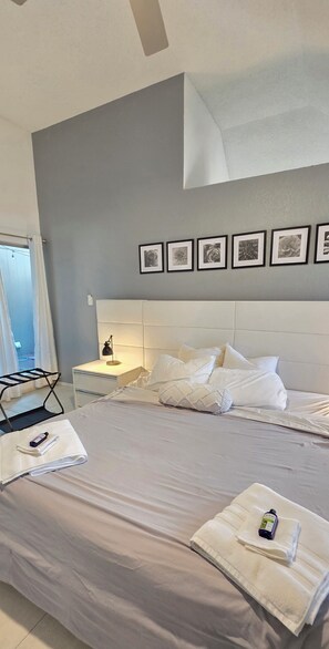 Desk, iron/ironing board, free WiFi, bed sheets