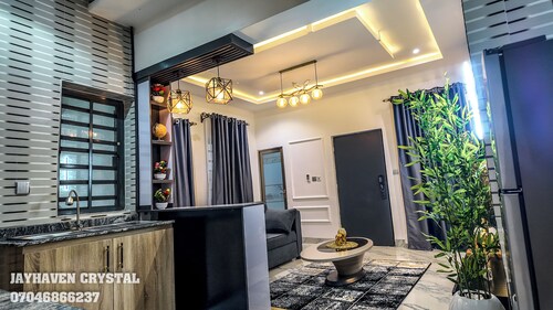 Jayhaven Crystal Serviced Apartment  Uyo 2