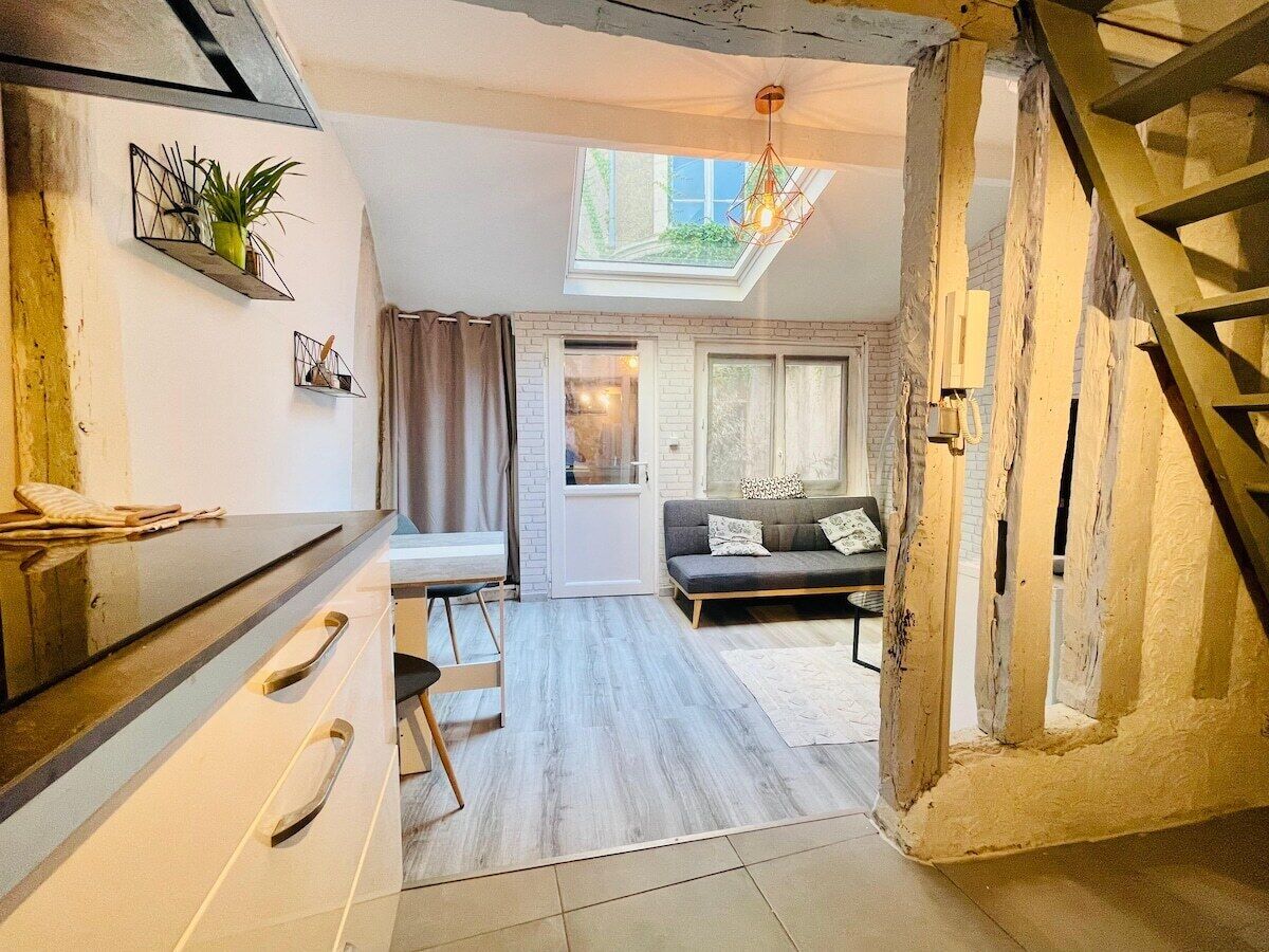 المنشأة من الداخل