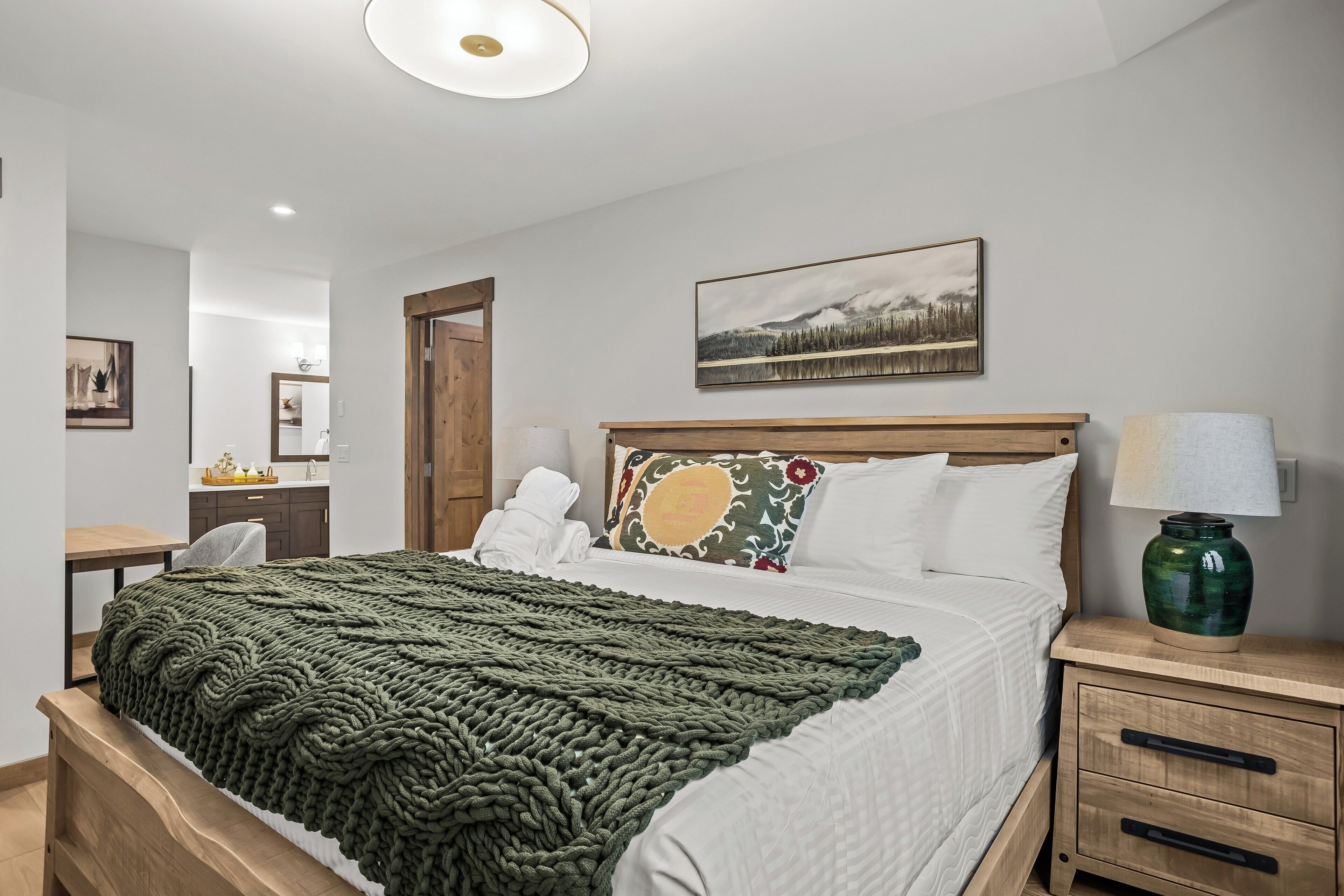 Strykejern/-brett, wi-fi og sengetøy