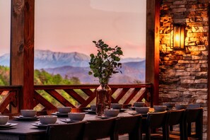 Outdoor dining - Incredible Game Room/Pool/Hot Tub/Theater/LUXE - Southern Summit Skies (Sevierville)