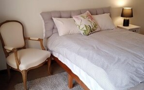 Internet, bed sheets