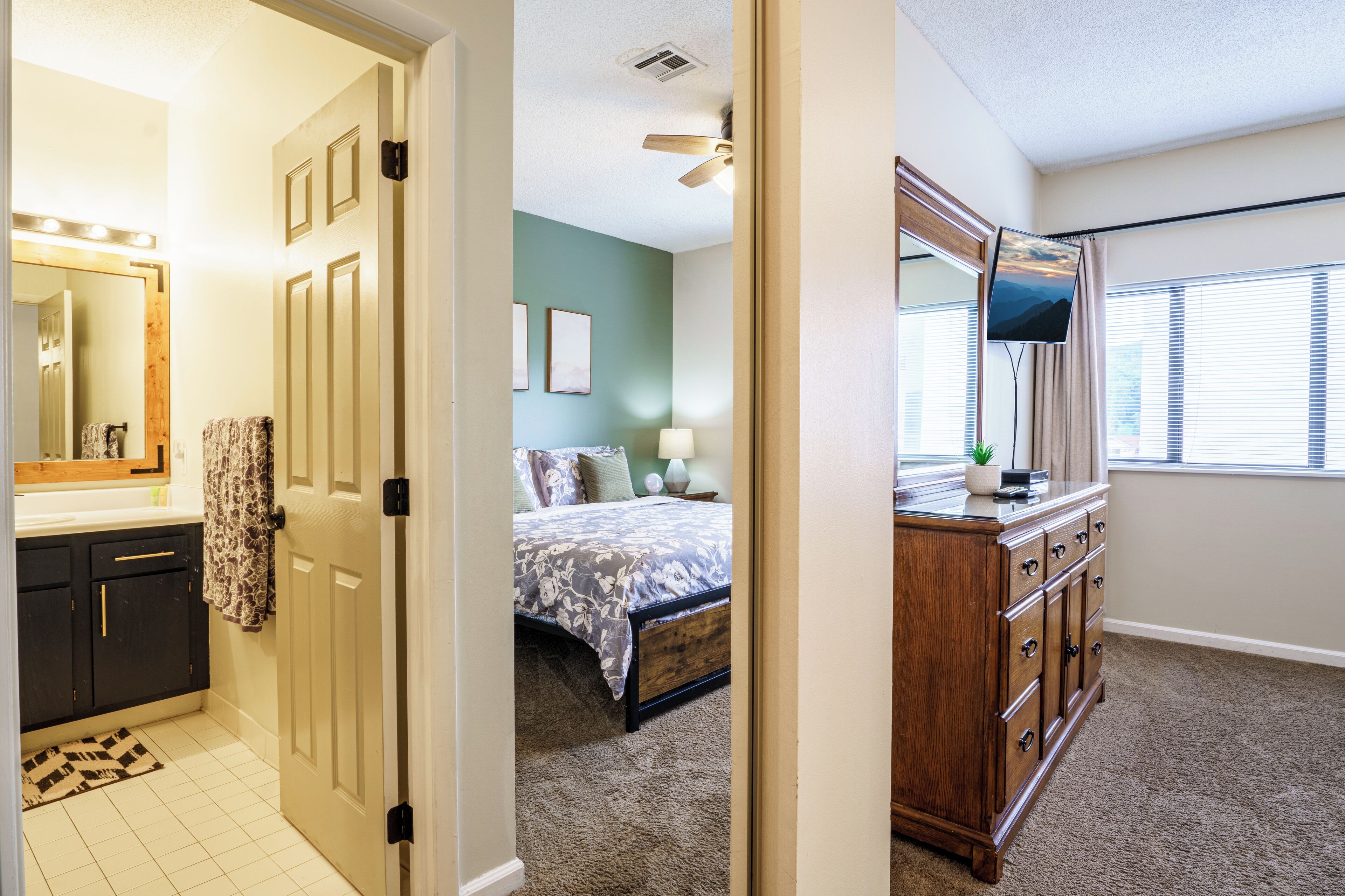 2 chambres, fer et planche à repasser, Wi-Fi gratuit, draps fournis