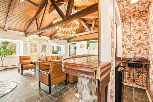 3 acre 6000sf 8br Grand Estate-1 min to ski & Pond\Tennis\Sauna\Hot tub\Theater\