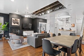 Interior - Urban Retreat @ Cherry Street (Tulsa)