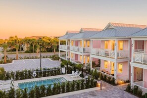 Pool - Boutique Beach Condo | 2Bedroom Suite + Pool (St. Augustine)
