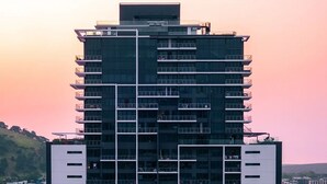 Exterior - 2-bedroom apartment in awesome Cape Town with AC and gym access (Cape Town)