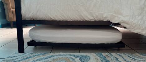 アイロン / アイロン台、WiFi、ベッドシーツ