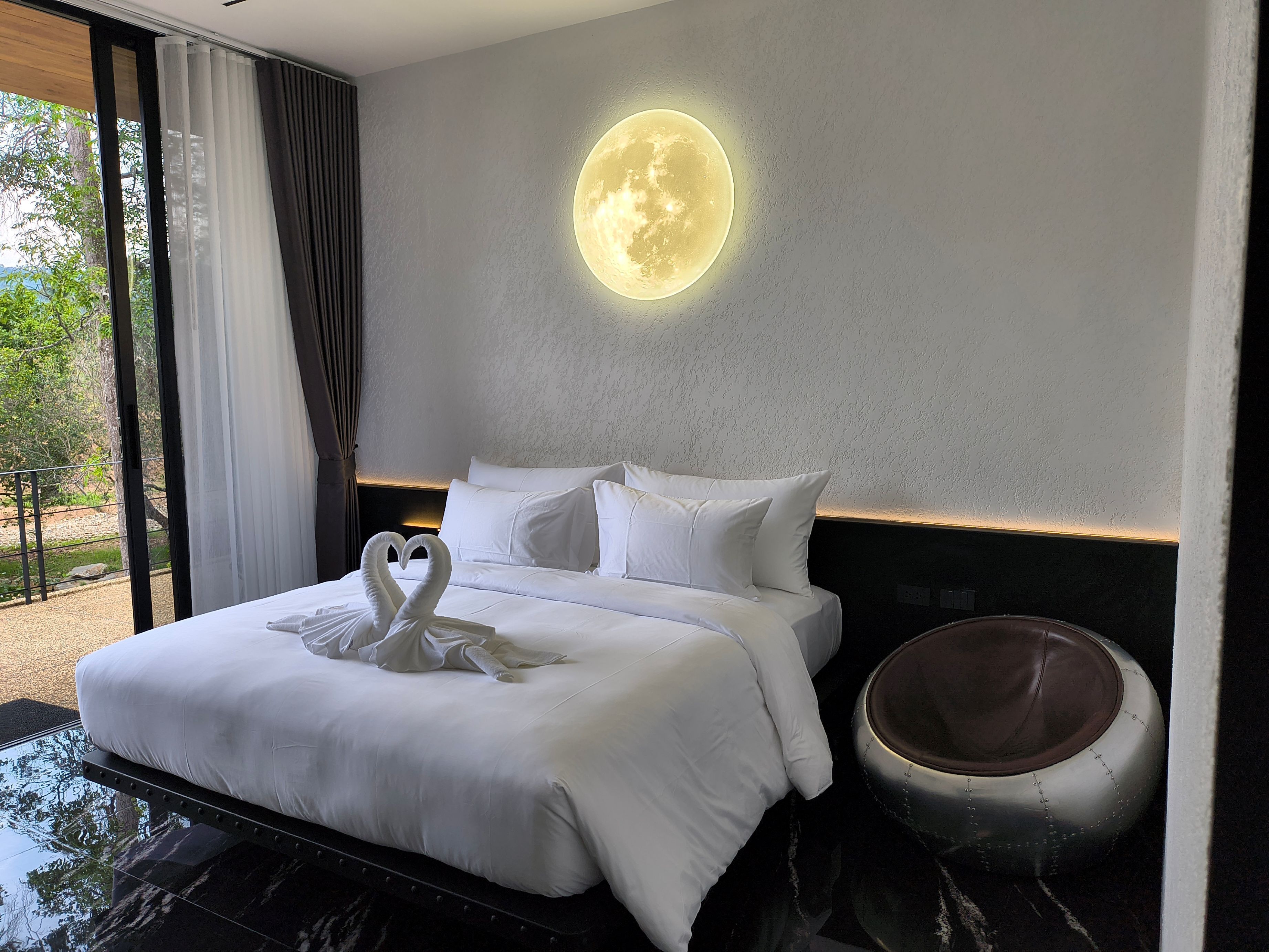 Kamar Double Deluks | Seprai katun Mesir, seprai premium, meja kerja, dan Wi-Fi gratis