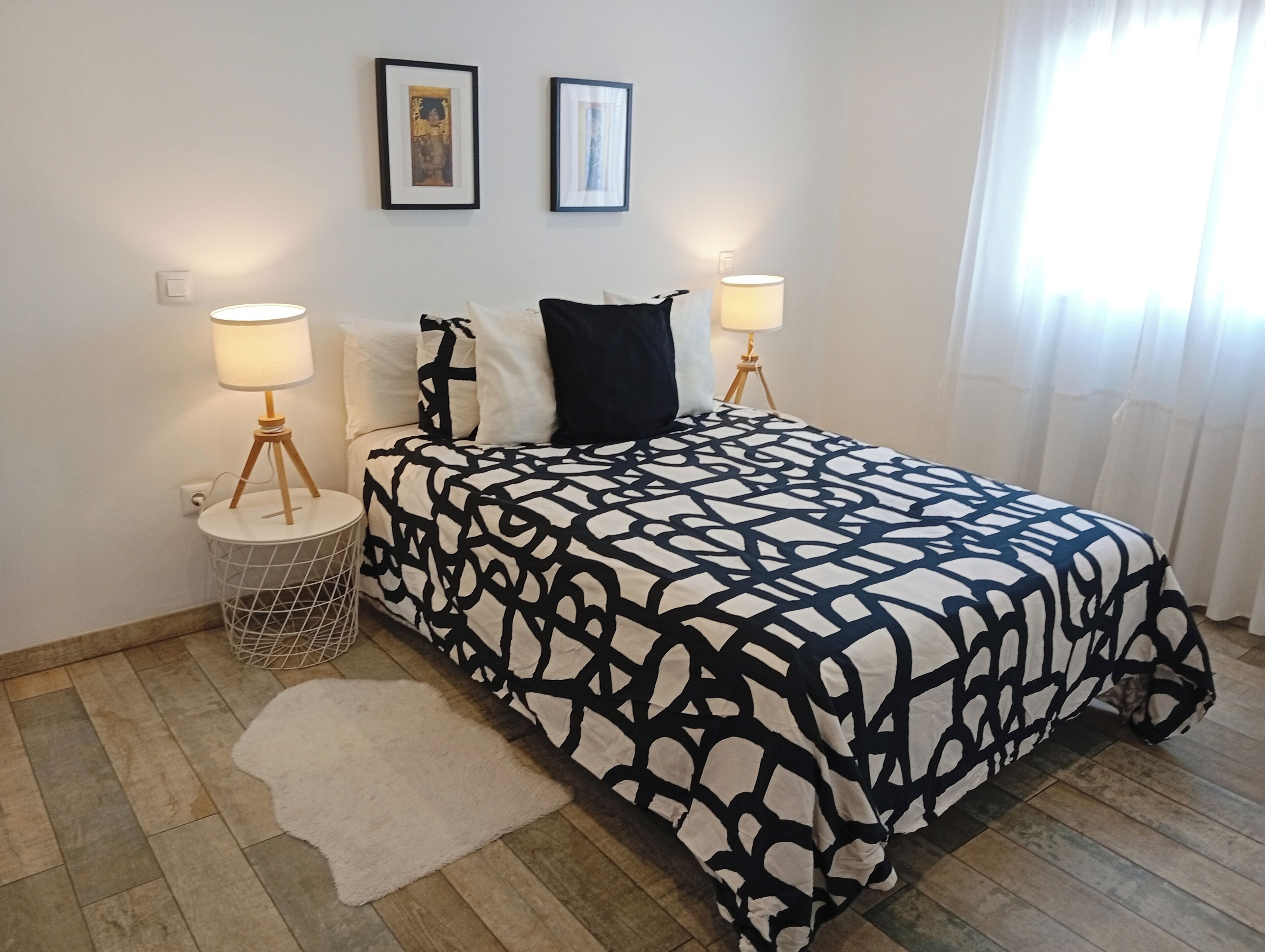 熨斗/熨衣板、WiFi、床单