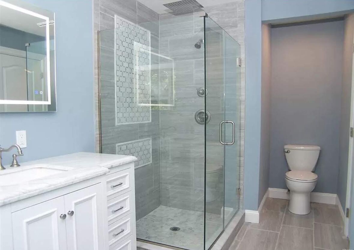 Shower, towels, soap, toilet paper