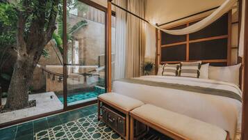 Deluxe room Plunge pool | Artículos del minibar gratis y caja de seguridad en la habitación