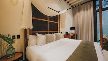 Frigobar, cofres nos quartos, cortinas blackout