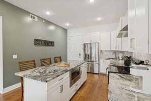 Fridge, microwave, oven, stovetop - Whiskey Town, Two Condos, Great for Groups - Sleeps 20! (Nashville)