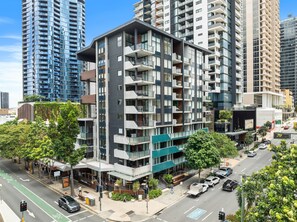 Exterior - 5min stroll to QPAC & Southbank with free parking (South Brisbane)