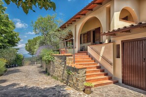 Property grounds - Tuscany Apt Marco Private Pool&Tennis 6, Loro Ciuffenna, Italy (Loro Ciuffenna)