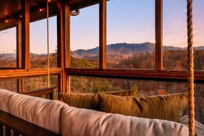 Property grounds - Incredible Views/Hot Tub/Game Room/Daybed Swing - Three Lazy Bears (Gatlinburg)
