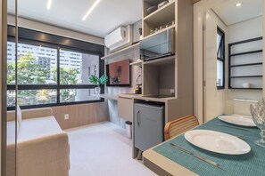 Room - Melo Alves 31 2p 1q (São Paulo)