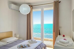 2 bedrooms, free WiFi, bed sheets - Vista del Mare 120, Durres, Albania (Durres)