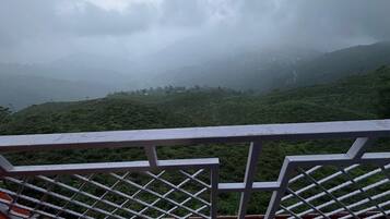 Deluxe Double Room, Mountain View | Terrace/patio