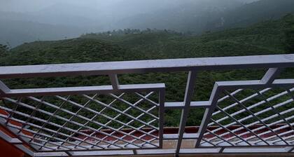 TEA NEST CAFE ND HOMESTAY
