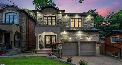 Furnished 2-Bed Apartment w/ Private Parking & In-suite Laundry