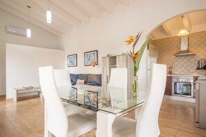 Dining - SA PLANA DE BAIX - Cozy house in Son Servera with free wifi. (Son Servera)