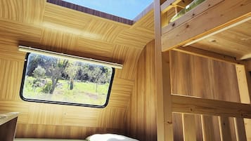 Habitación cuádruple familiar, vista a la montaña | Wifi gratis