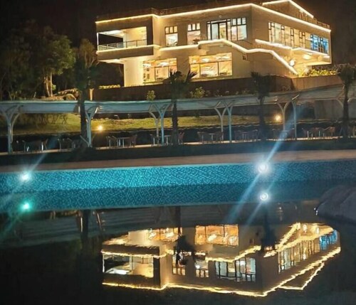 Lands & Stream Resort Park