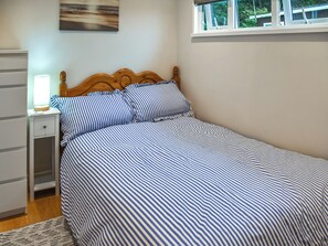 Double bedroom | Coastal Haven, Cromer - 2 bedroom accommodation in Cromer (Cromer)