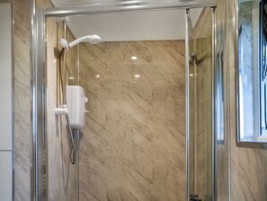 Towels - 2 bedroom accommodation in Cromer (Cromer)