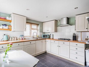 Lave-vaisselle, chaise haute