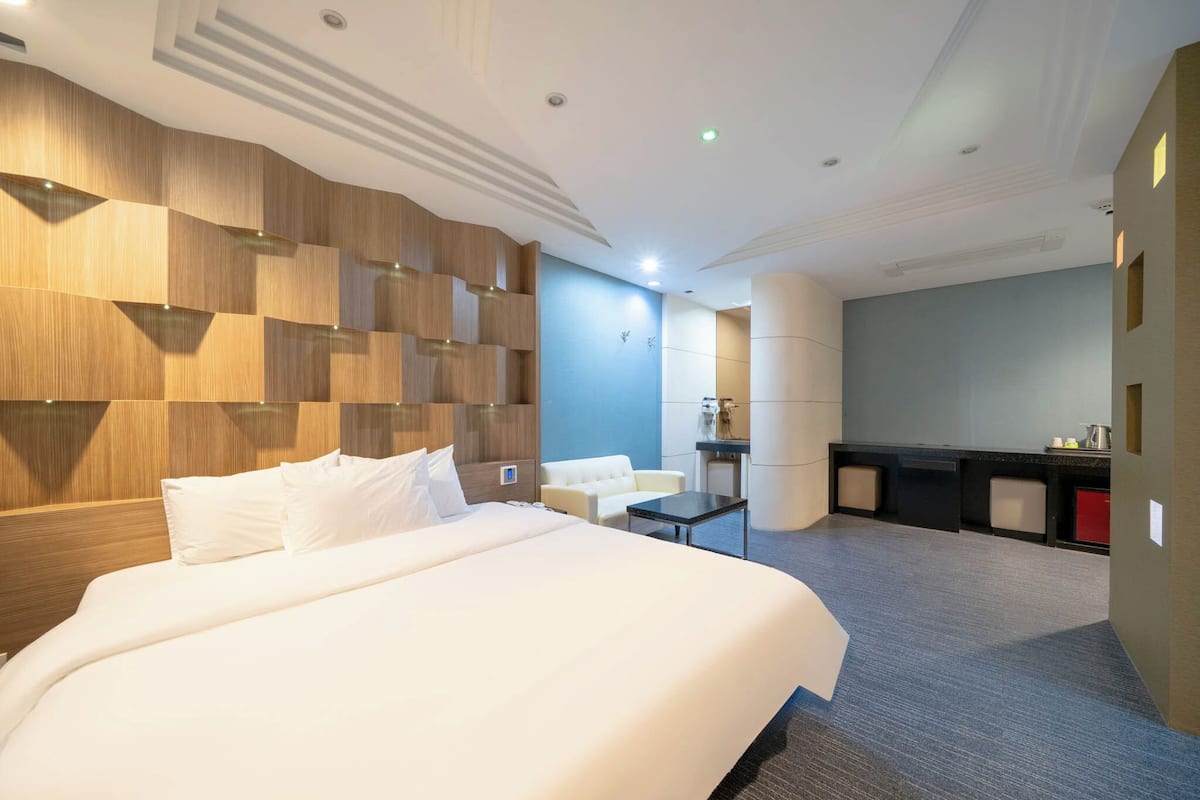 Deluxe Double Room | WiFi (free)