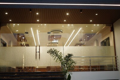 V1-One Bouteeque Hotel