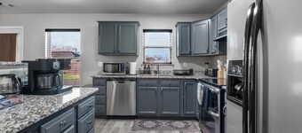 The Naturehaus - Spacious 4-BR villa with gym/game room in fantastic Bentonville