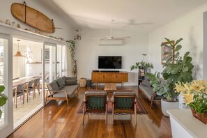 Televisio, työhuone