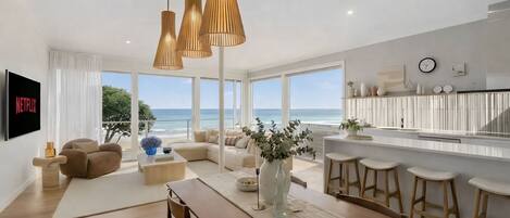 Televisión, chimenea