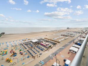 Beach nearby - One-bedroom flat with sea views and parking (Blankenberge)