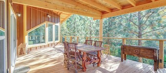 Riverfront Relaxation: Secluded Jacksonville Home