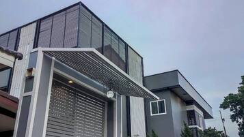 Fachada da propriedade