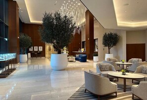 Lobby - 2-BR Luxe Stay|Address Opera, Steps to Burj & Mall (Dubai)