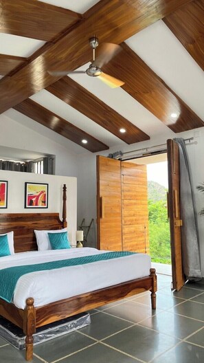 Luxury Villa, Mountain View