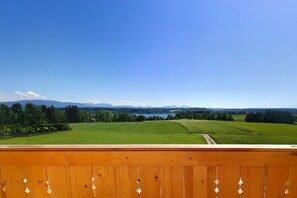 Property grounds - Vacation apartment Alpenblick (Kirchanschöring)