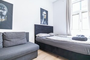 Basic-Apartment | Bügeleisen/Bügelbrett