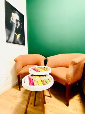 Tabla de planchar con plancha 