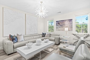 Smart TV - Bright 30A Two-Suite Condo — Balcony Views, Pool, Hot Tub, Near Gulf Place (Santa Rosa Beach)