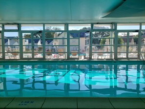 Indoor pool, outdoor pool - House with swimming pool and sauna in a 3-star residence (Pornichet)